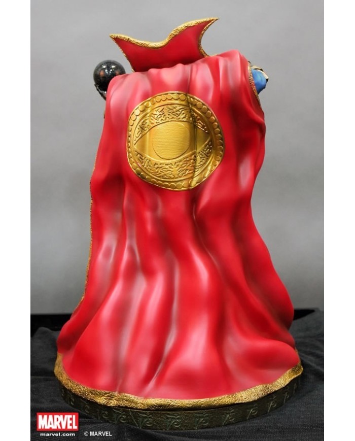 Premium Collectibles: Dr. Strange Statue (Comics Version)