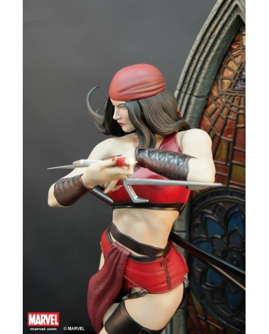 Premium Collectibles: Elektra Statue (Comics Version)