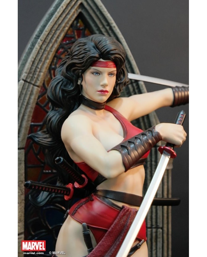 Premium Collectibles: Elektra Statue (Comics Version)