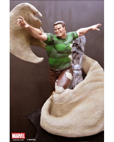 Premium Collectibles: Sandman Statue (Comics Version)