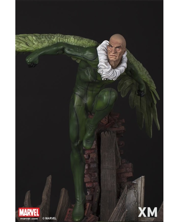 Premium Collectibles: Vulture Statue