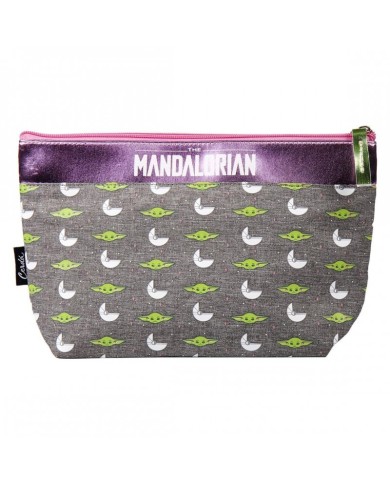 NECESER SET ASEO/VIAJE THE MANDALORIAN THE CHILD