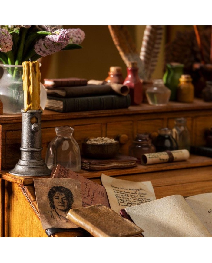 Bilbo Baggins in Bag End El Señor de los Anillos Estatua 1/6