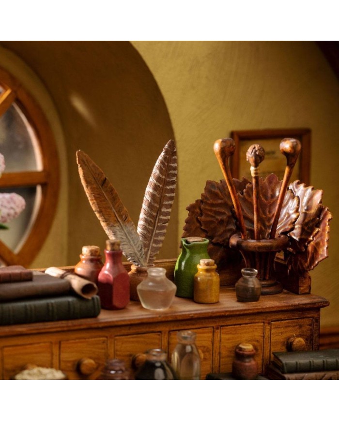 Bilbo Baggins in Bag End El Señor de los Anillos Estatua 1/6