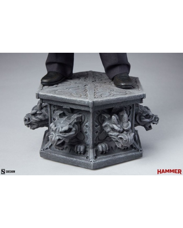 Van Helsing (Peter Cushing) - Dracula Estatua Premium Format