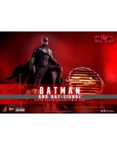 Batman and Bat-Signal Collectible Set by Hot Toys Movie Masterpiece Series - The Batman