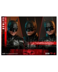 Batman and Bat-Signal Collectible Set by Hot Toys Movie Masterpiece Series - The Batman