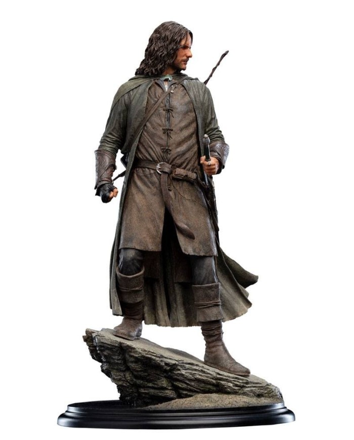 Aragorn, Hunter of the Plains (Classic Series)