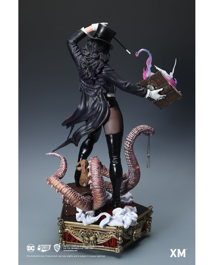Zatanna Comics 1:6 scale premium collectibles
