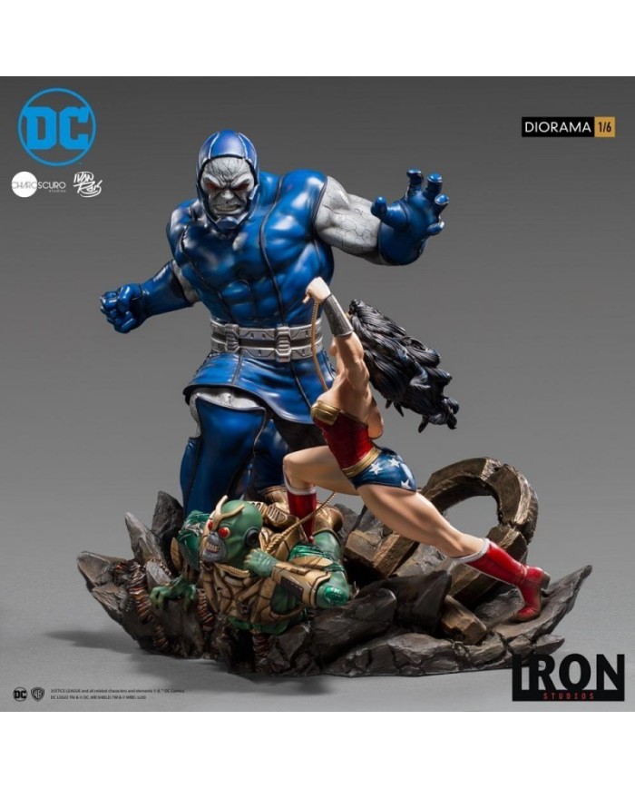 Wonder Woman Vs Darkseid Diorama 1/6 - DC Comics by Ivan Reis