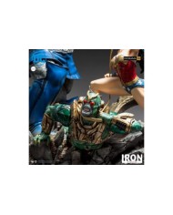 Wonder Woman Vs Darkseid Diorama 1/6 - DC Comics by Ivan Reis