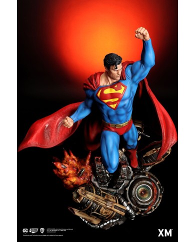 Superman - Classic - 6th Scale DC Comics Premium Collectibles statue