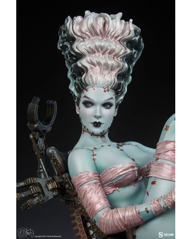 Frankie Reborn - Olivia De Berardinis Estatua