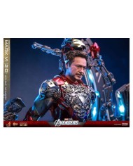 Iron Man Mark VI (2.0) with Suit-Up Gantry