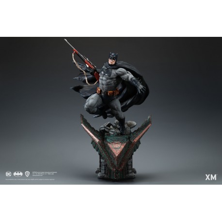 Batman: The Dark Knight Returns 1/4 Premium Collectibles Statue