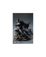 Batman - Classic - 1/4 Scale Premium Collectibles Statue