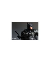 Batman - Classic - 1/4 Scale Premium Collectibles Statue