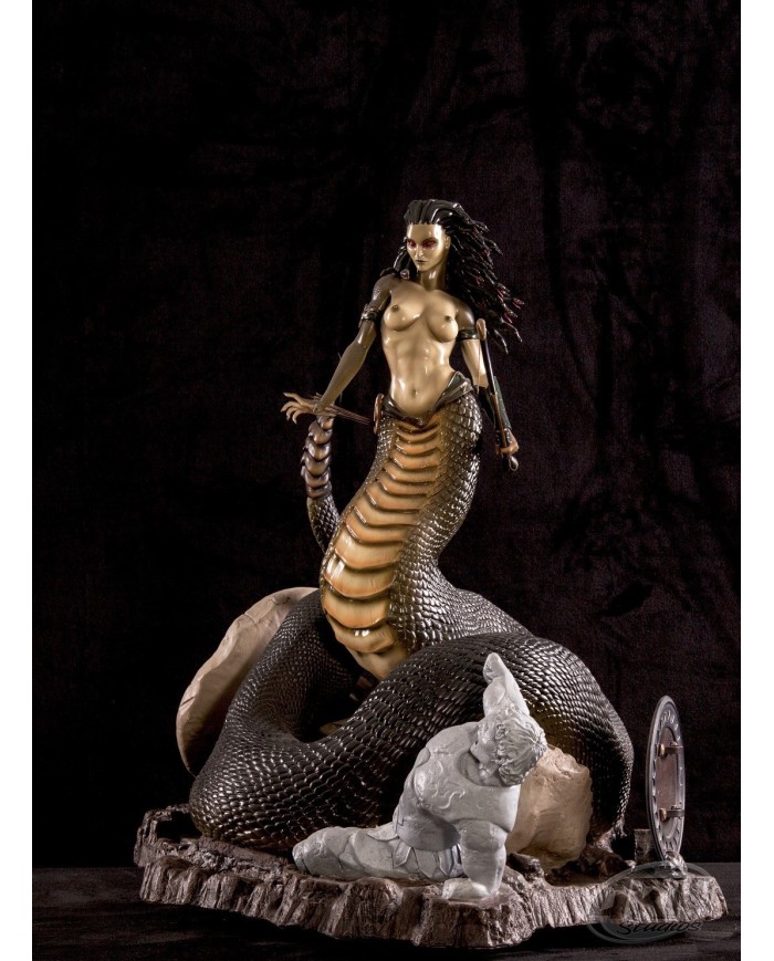 MEDUSA CURSE OF BEAUTY Polystone Statue ARH