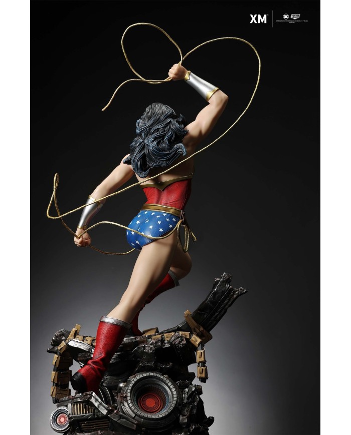 Wonder Woman DC Premium Collectibles statue - Classic 1/6 Scale