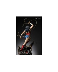 Wonder Woman DC Premium Collectibles statue - Classic 1/6 Scale