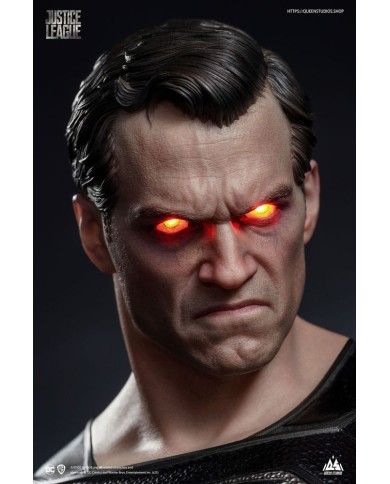 Superman Black Suit Version Regular Edition DC Comics Estatua 1/3