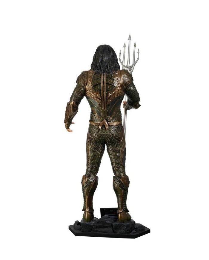 Justice League – Aquaman (licensed figure)