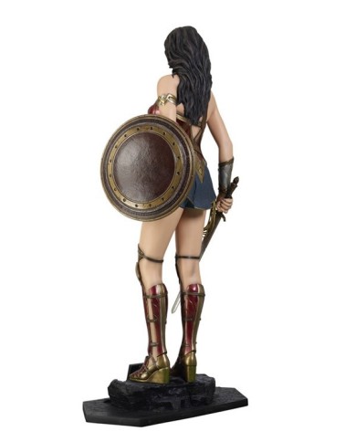 Justice League – Wonder Woman (licensed figure) DC MUCKLE MANNEQUINS