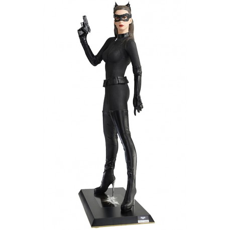 Catwoman – The Dark Knight Rises (licensed figure) DC MUCKLE MANNEQUINS