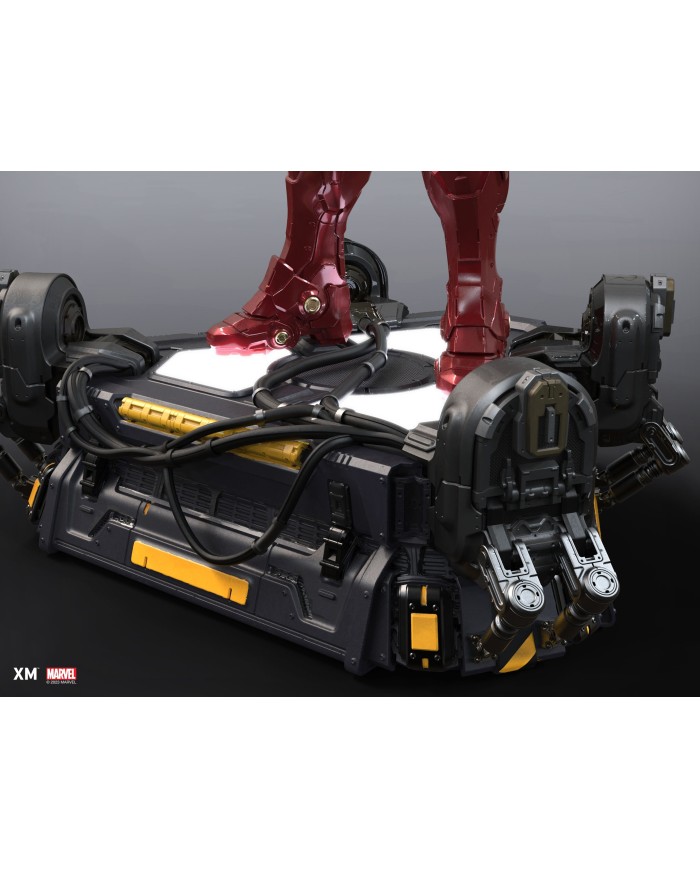 Iron Man (Suit Up) Ver A 1/4 Scale