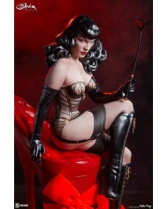 Love Hurts Bettie Page Estatua