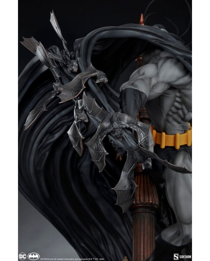 Batman Premium Format (Black Variant) Sideshow Exclusive