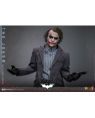 The Joker (Bank Robber Version) El Caballero oscuro Figura DX 1/6