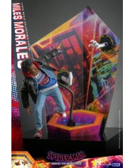 Miles Morales Spider-Man: Cruzando el Multiverso Figura Movie Masterpiece 1/6