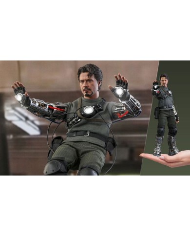 Tony Stark (Mech Test Deluxe Version) Iron Man